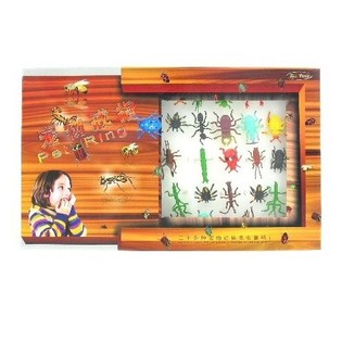 BAGUES INSECTES EN PRÉSENTOIR (50 pcs)