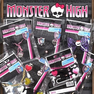 MATTEL MONSTER HIGH - MÉLANGE MÉGA POCHETTE SURPRISE : BIJOUX & ACCESSOIRES (100 pcs)