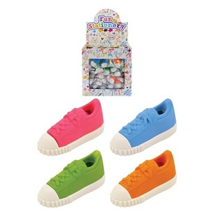 GOMMES CHAUSSURES SNEAKERS EN PRÉSENTOIR (84 pcs)